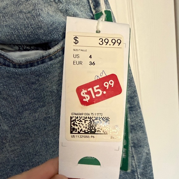H&M Mom Jeans size 4 - NWT! - Picture 4 of 7